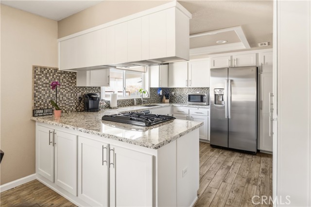 Detail Gallery Image 7 of 21 For 7721 Langdon Ave, Hesperia,  CA 92345 - 3 Beds | 2 Baths