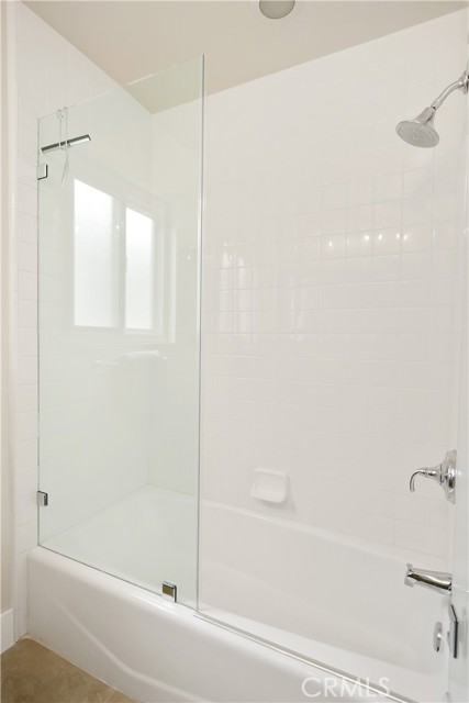 617 Iris Avenue, Corona del Mar CA: https://media.crmls.org/medias/975878d4-fcf4-446c-a2d5-99c8a2c59b93.jpg