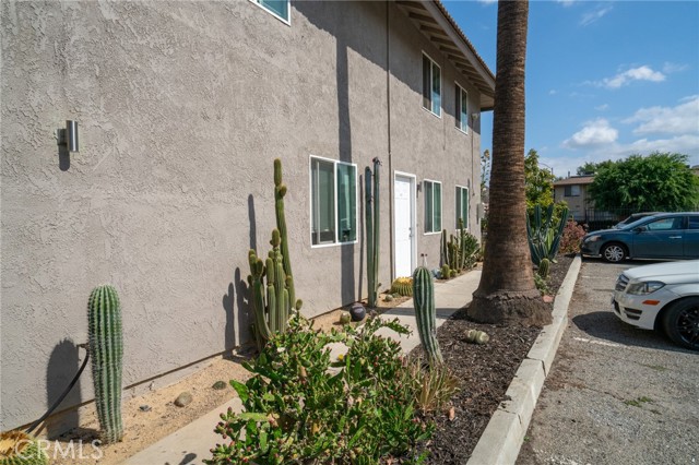 5746 Tilton Avenue, Jurupa Valley CA: https://media.crmls.org/medias/97589aad-04e4-455b-8dde-0ffdf198d241.jpg