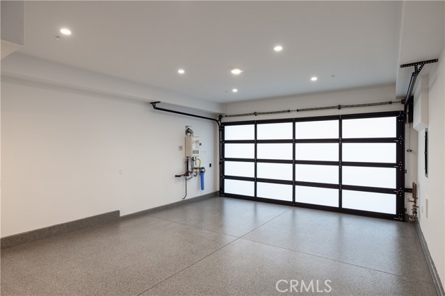 1315 Ocean Avenue, Seal Beach CA: https://media.crmls.org/medias/9758b62f-0366-4334-9f86-c039b379b022.jpg