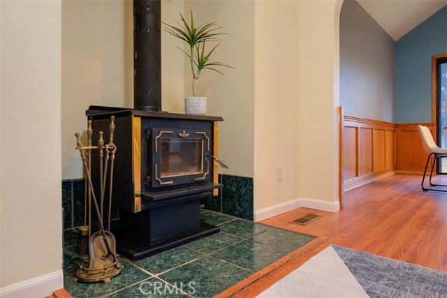 1022 Sir William Court, Chico CA: https://media.crmls.org/medias/975aa5cb-9841-4713-88be-b769556265d3.jpg