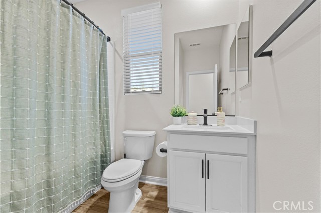 Image 19 of 36 For 718 Torrey Court