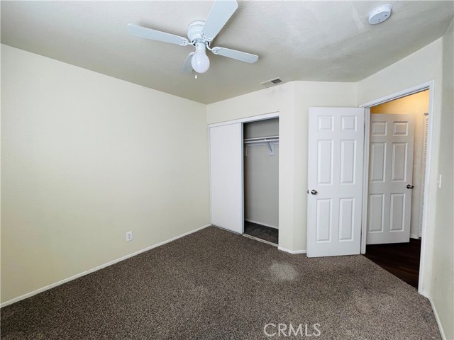 Detail Gallery Image 15 of 26 For 1942 Ivory Ave, Palmdale,  CA 93550 - 4 Beds | 2/1 Baths