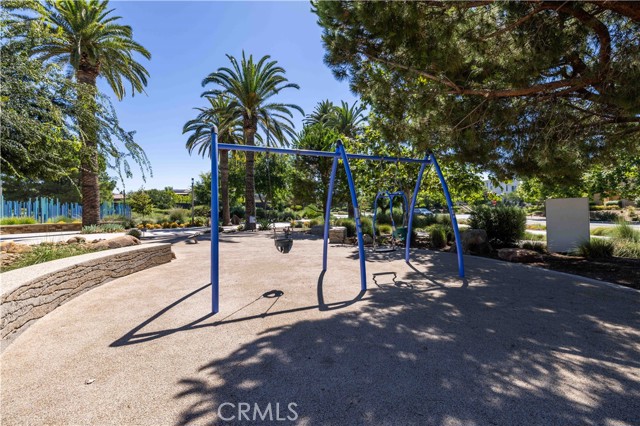 Detail Gallery Image 70 of 70 For 126 Interval, Irvine,  CA 92618 - 5 Beds | 4 Baths