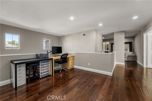 Image 37 of 59 For 8830 Wiley  