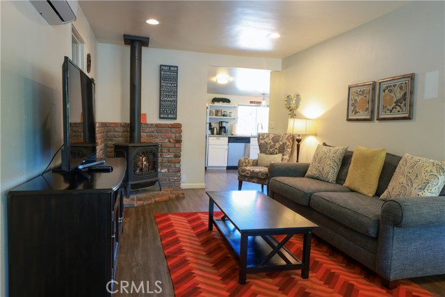 Detail Gallery Image 5 of 33 For 1712 Pine Street, Paso Robles,  CA 93446 - 3 Beds | 2 Baths