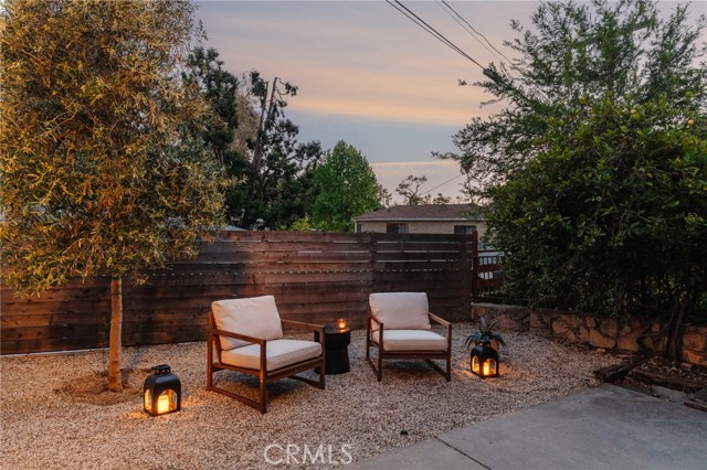 1541 Indiana Avenue, South Pasadena CA: https://media.crmls.org/medias/975c8144-e9c4-449e-a71e-7d6a650e18c4.jpg