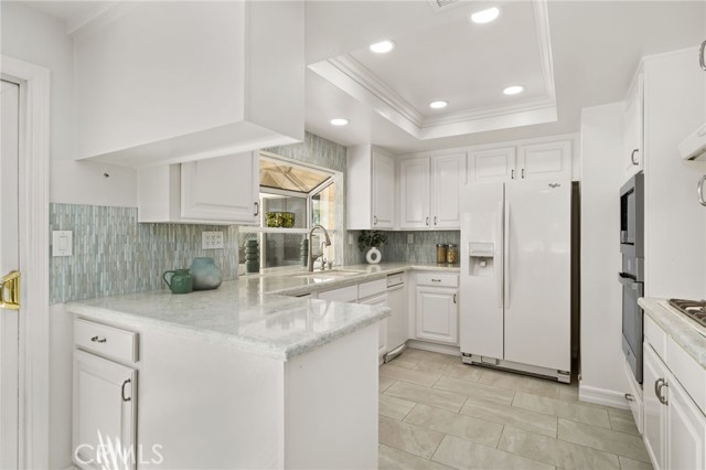 Detail Gallery Image 18 of 62 For 860 Calle Del Sol, Upland,  CA 91784 - 3 Beds | 3 Baths