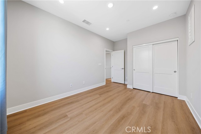 149 Fairgreen, Irvine CA: https://media.crmls.org/medias/975d7a00-451f-4511-b1ae-3c55656ce723.jpg