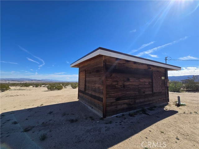 Detail Gallery Image 3 of 7 For 69874 Sunny Sands, Twentynine Palms,  CA 92277 - 1 Beds | 0 Baths