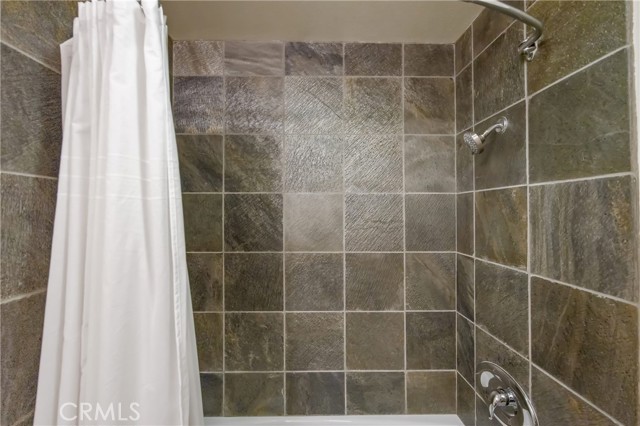 Detail Gallery Image 19 of 35 For 23933 Del Monte Dr #19,  Valencia,  CA 91355 - 2 Beds | 2 Baths