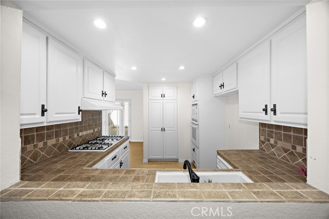 Detail Gallery Image 5 of 35 For 5141 Aspen Dr, Montclair,  CA 91763 - 3 Beds | 3 Baths