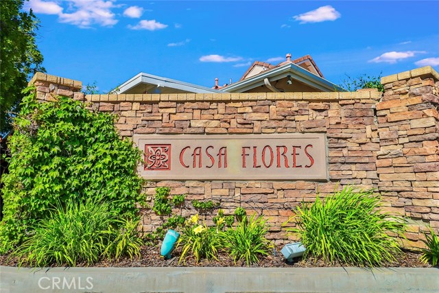 2037 Freesia Avenue, Simi Valley CA: https://media.crmls.org/medias/975e994d-df83-4c86-a450-e4ae2e4c8a30.jpg