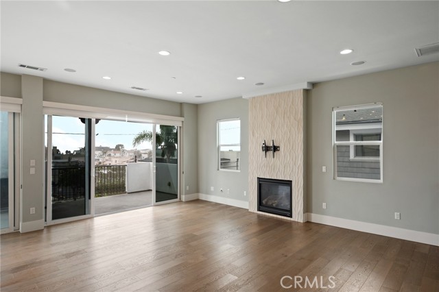 332 Ocean View Avenue, Hermosa Beach, California 90254, 4 Bedrooms Bedrooms, ,3 BathroomsBathrooms,Residential,Sold,Ocean View,SB21240630