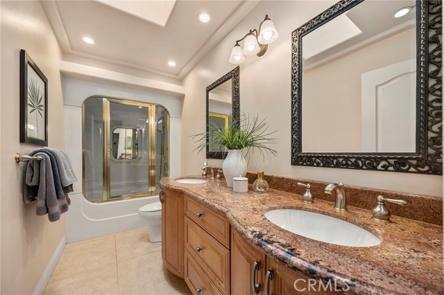 241 S Country Hill Road, Anaheim Hills CA: https://media.crmls.org/medias/975f82f7-eb49-44ba-a490-e586719d0efc.jpg