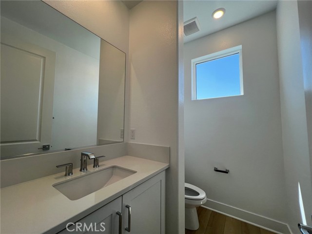 179 Sawbuck, Irvine CA: https://media.crmls.org/medias/976001e1-73ab-4a81-8b36-d5722f88ea48.jpg