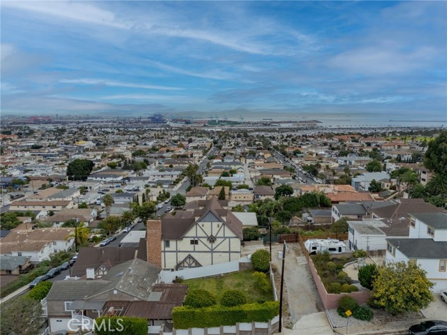 Detail Gallery Image 6 of 23 For 2117 S. Cabrillo Ave., San Pedro,  CA 90731 - 2 Beds | 1 Baths