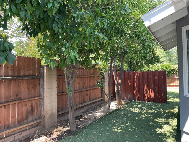Detail Gallery Image 36 of 37 For 22678 Kittridge St, West Hills,  CA 91307 - 4 Beds | 3 Baths