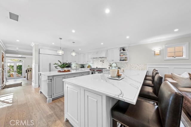 Detail Gallery Image 24 of 49 For 520 2nd St, Manhattan Beach,  CA 90266 - 4 Beds | 3 Baths