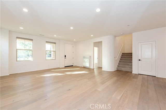 Detail Gallery Image 5 of 26 For 74 Parkwood, Irvine,  CA 92620 - 4 Beds | 3 Baths