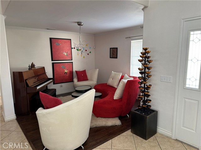 20159 Majestic Dr., Apple Valley CA: https://media.crmls.org/medias/97627126-3f75-4658-b645-b2b1ec63a906.jpg