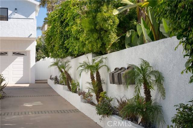 510 Francisca Avenue, Redondo Beach, California 90277, 3 Bedrooms Bedrooms, ,2 BathroomsBathrooms,Residential,For Sale,Francisca,SB26080599