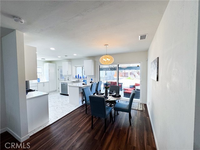 Detail Gallery Image 10 of 33 For 2817 Easy Ave, Long Beach,  CA 90810 - 3 Beds | 2 Baths