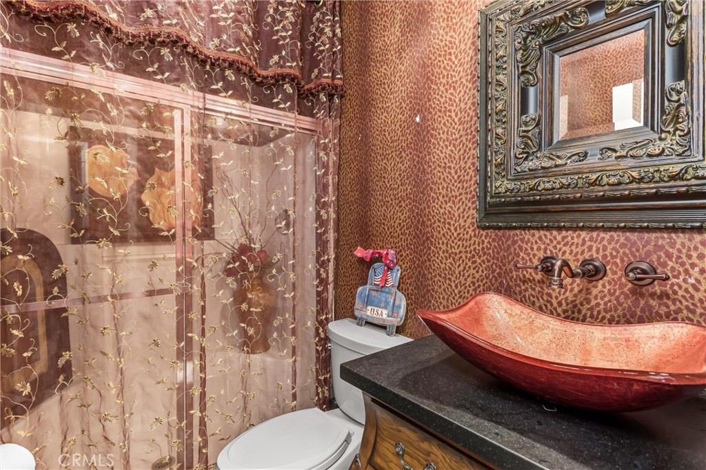 https://media.crmls.org/medias/9763c85f-5b68-416d-a7a3-2b0a473043e1.jpg?preset=X-Large