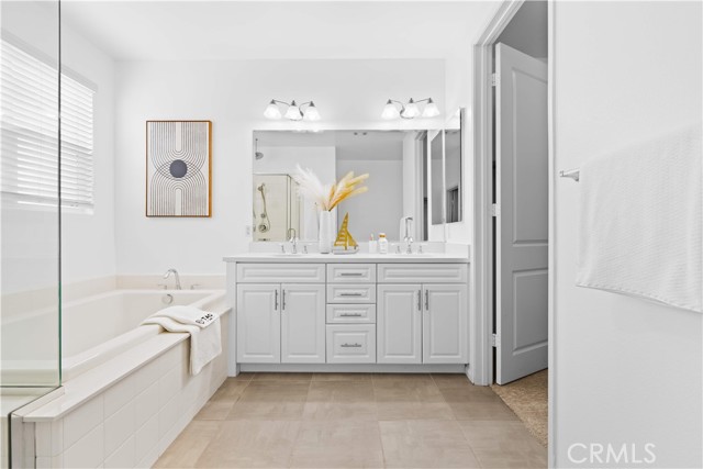 Detail Gallery Image 30 of 37 For 145 Mongoose, Irvine,  CA 92618 - 3 Beds | 3 Baths