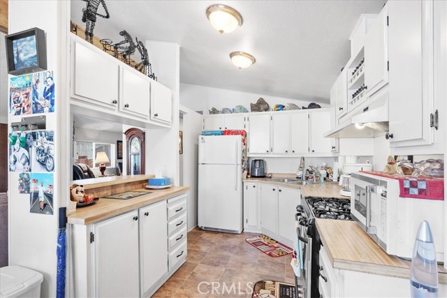 1701 Los Osos Valley Road, Los Osos CA: https://media.crmls.org/medias/976433c9-4319-4f86-9a83-d32e20619963.jpg