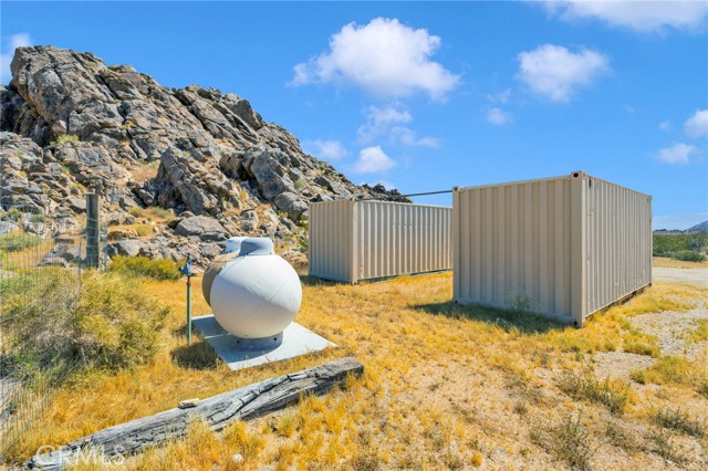 Detail Gallery Image 32 of 45 For 31542 Spinel, Lucerne Valley,  CA 92356 - 1 Beds | 1 Baths