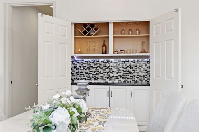 Detail Gallery Image 9 of 37 For 12232 Brianwood Dr, Riverside,  CA 92503 - 4 Beds | 2 Baths