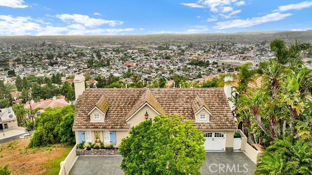 12272 Media Panorama, North Tustin CA: https://media.crmls.org/medias/9764c516-3375-4284-9aca-362fc83ea602.jpg