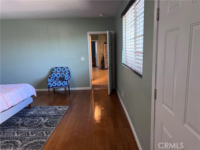 1222 E 103rd Street, Los Angeles CA: https://media.crmls.org/medias/9764da3c-731b-4142-8df3-86ca06b37642.jpg