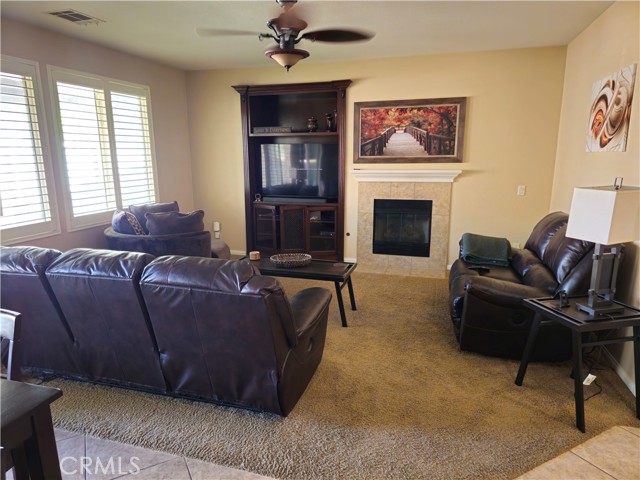 Detail Gallery Image 4 of 23 For 1034 Queen Annes, Beaumont,  CA 92223 - 3 Beds | 2 Baths