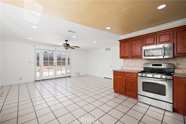 Detail Gallery Image 13 of 32 For 1433 N El Dorado Ave, Ontario,  CA 91764 - 3 Beds | 2 Baths