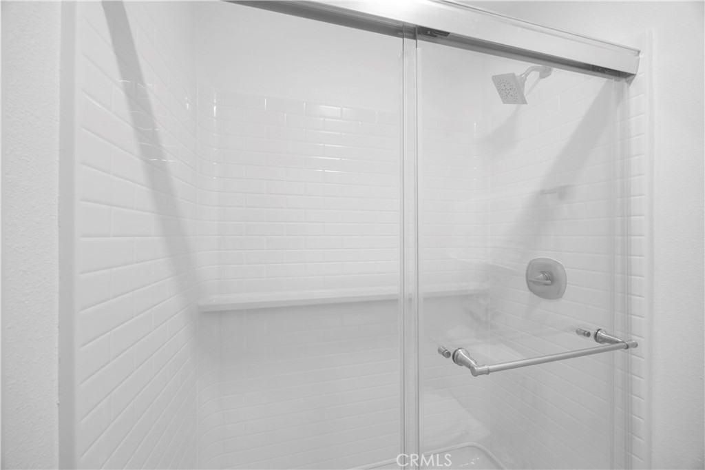 https://media.crmls.org/medias/9766cff0-fd94-489a-8fcd-1d050106b941.jpg?preset=X-Large