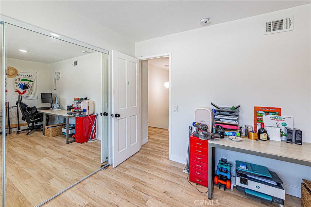 9768ab55 4850 409d B72c 39fee244ee30