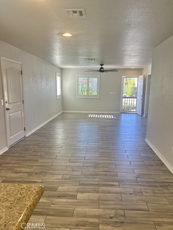 Detail Gallery Image 20 of 29 For 31816 Whitfield, Menifee,  CA 92584 - 3 Beds | 2 Baths