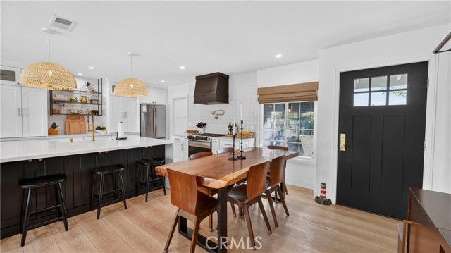 Detail Gallery Image 13 of 36 For 24221 Ankerton, Lake Forest,  CA 92630 - 3 Beds | 2 Baths