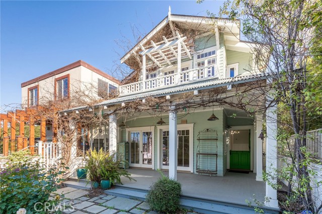 404 17th Street, Manhattan Beach, California 90266, 3 Bedrooms Bedrooms, ,2 BathroomsBathrooms,Residential,Sold,17th,SB21090546