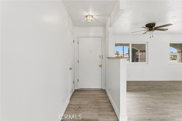 Detail Gallery Image 15 of 41 For 10312 Hawthorne Ave, Hesperia,  CA 92345 - 3 Beds | 3 Baths