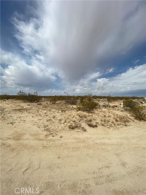 Detail Gallery Image 2 of 4 For 0 Crest Rd, California City,  CA 93505 - – Beds | – Baths