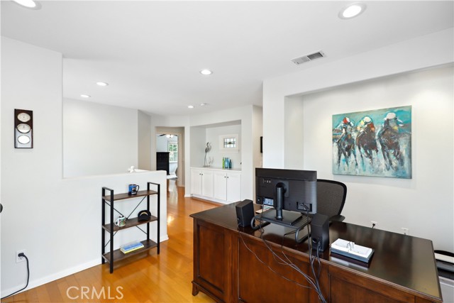 7327 Seafarer Place, Carlsbad CA: https://media.crmls.org/medias/976b5aa0-7c25-4c35-b911-6509bdcc825c.jpg