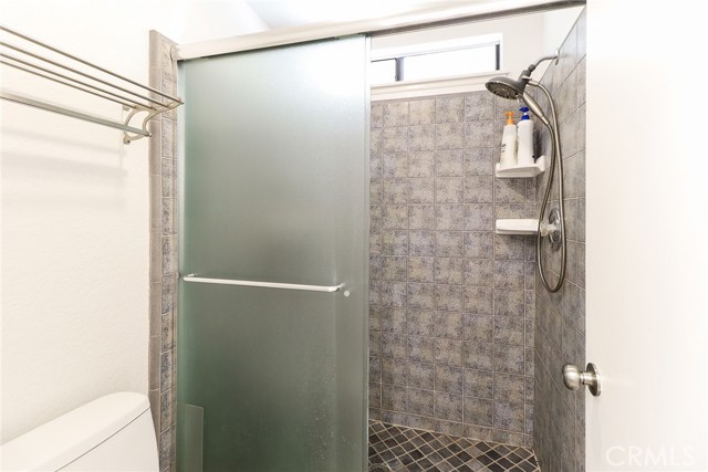 6815 Arthur Court, Chino CA: https://media.crmls.org/medias/976b6309-2057-4e06-810d-8f0f8abdd68e.jpg