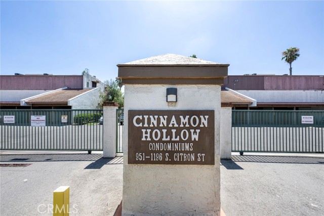 986 S Citron Street, Anaheim CA: https://media.crmls.org/medias/976bed03-3557-465d-9938-4097666a7f63.jpg