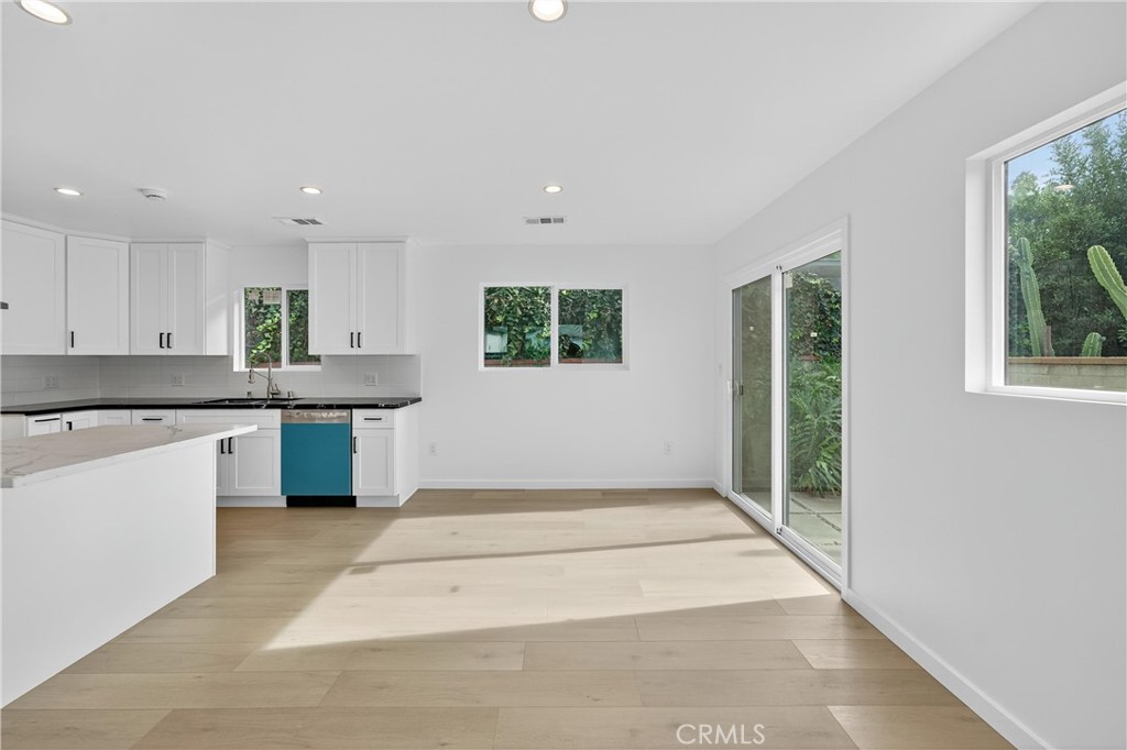 MLS #DW25222362 image #44