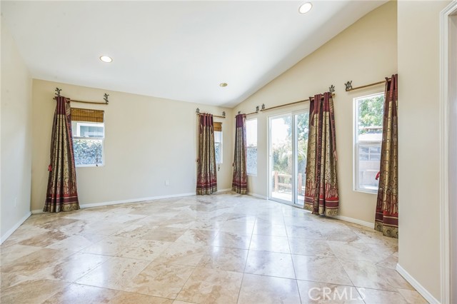 Detail Gallery Image 8 of 15 For 20005 Anza Ave, Torrance,  CA 90503 - 4 Beds | 2 Baths