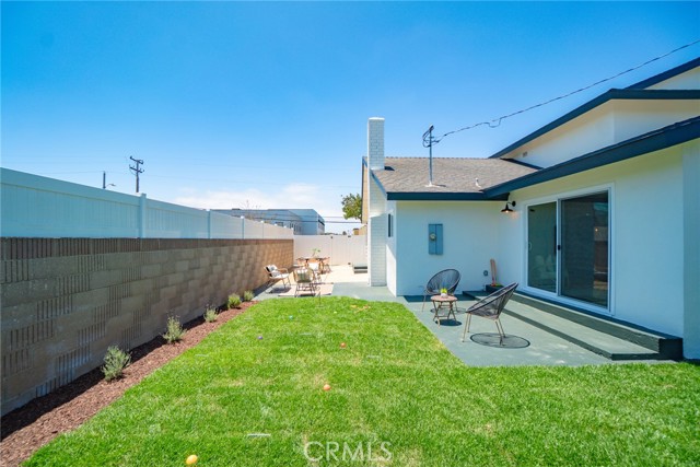 22748 Samuel Street, Torrance CA: https://media.crmls.org/medias/976d123a-efb4-45ea-8400-b226c1a6fcdb.jpg