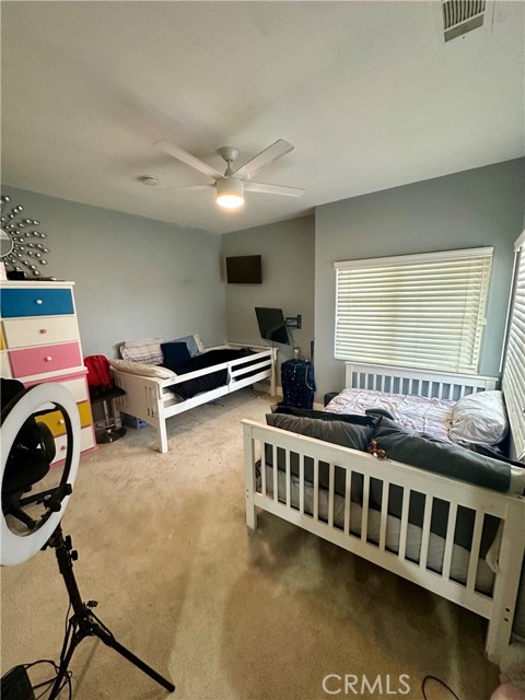 42500 20th Street West, Lancaster CA: https://media.crmls.org/medias/976d3a19-0dc5-4133-b3d2-12e3423275ce.jpg